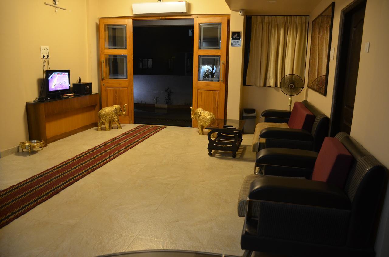 Hira Laxmi Residency Hotel Alībāg Exterior foto