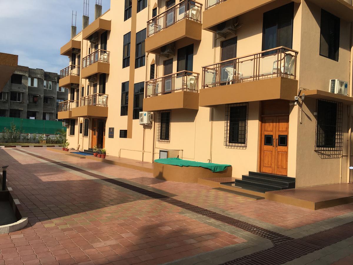 Hira Laxmi Residency Hotel Alībāg Exterior foto